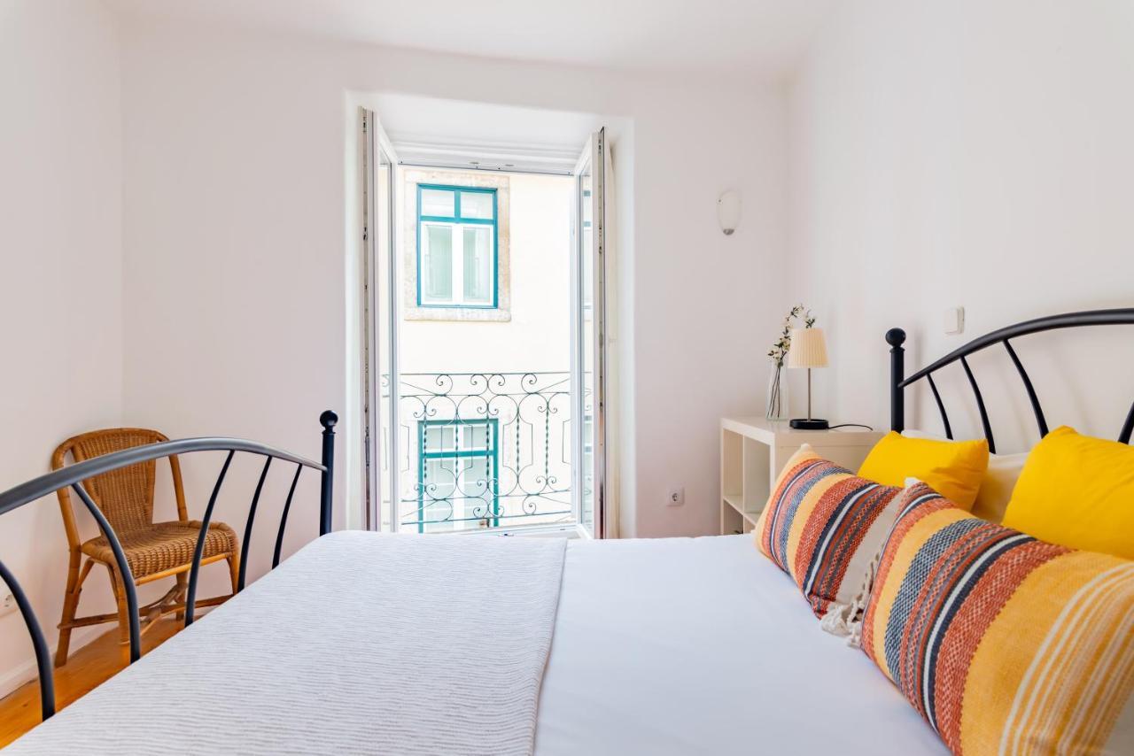 Апартаменти 2Br At Chiado Historical Heart Of Лісабон Екстер'єр фото